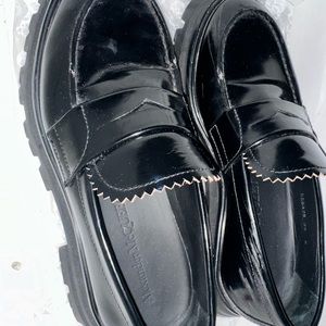 Alexander McQueen
Wander Chunky Loafers